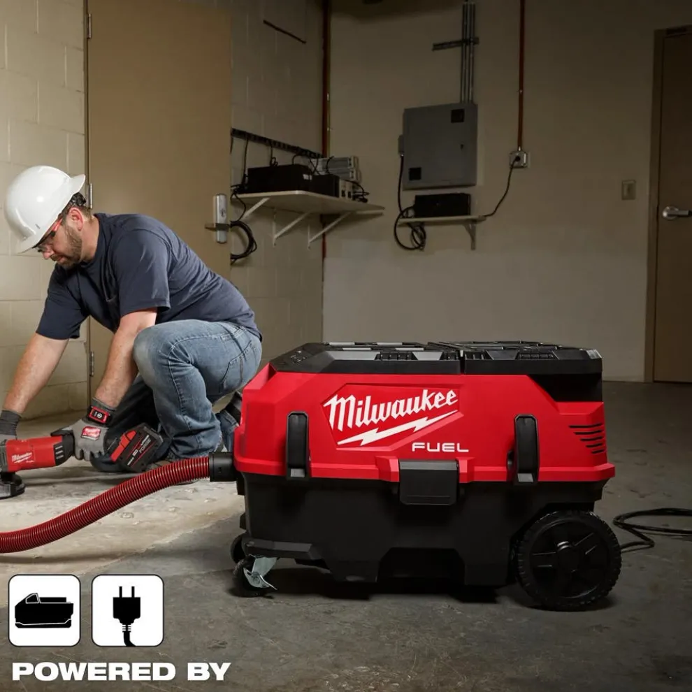 Milwaukee Tools M18 FUEL™ 9 Gallon Dual Battery or AC / PACKOUT™ / VACLINK™ Wet/Dry Dust Extractor Vac (12.0Ah) Kit 0888-22HD